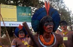 Amazonie : 600 Indiens et écologistes ont libéré le chantier de Belo Monte