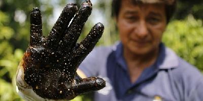 L'Equateur gèle 200 millions de dollars d'actifs de Chevron