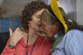 Brésil - révision des démarcations indigènes : la présidente de la Funai va accepter les changements pour ne pas renoncer à son poste