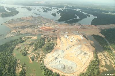 sábado, 26 de Outubro de 2013 : justiça manda suspender obras de Belo Monte