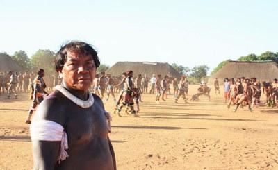 L'ARGENT, POISON DU XINGÚ - un témoignage du leader indigène Pirakuman Yawalapiti