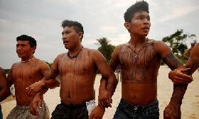 Un leader autochtone brésilien en appelle au Conseil des Nations Unies pour tenter d’arrêter la construction d’un barrage