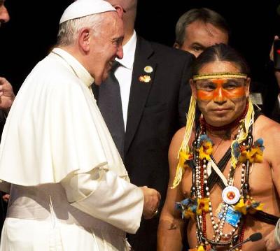 POPE FRANCIS MEETS A GUARANI-KAIOWÁ LEADER, SHEDDING LIGHT ON A BRAZILIAN INDIGENOUS PEOPLE THREATENED WITH EXTERMINATION
